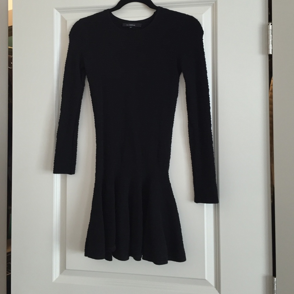 Lulu's Black Long-Sleeve Flared Hem Dress